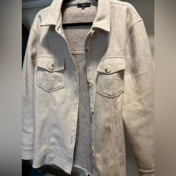 Lulu’s Shacket - Picture 6 of 9